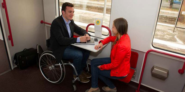 mobilité et handicap dans un TER Lio