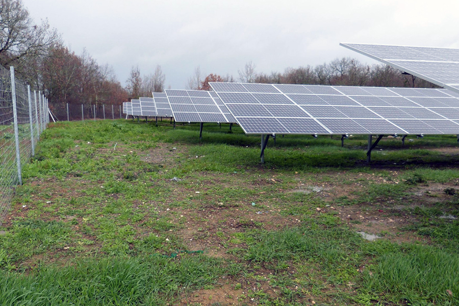 Parc photovoltaïque au sol de Rouzas