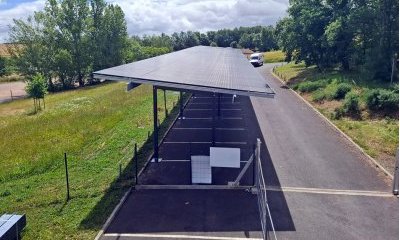illustration Des ombrières photovoltaïques sur le site d'une salle multiculturelle dans le Tarn