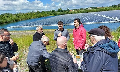 Installation d'une centrale photovoltaïque flottante